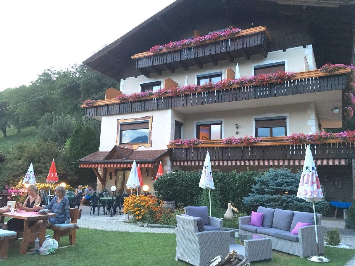 Hotel Karlsdorfer Hof Seeboden Exterior foto